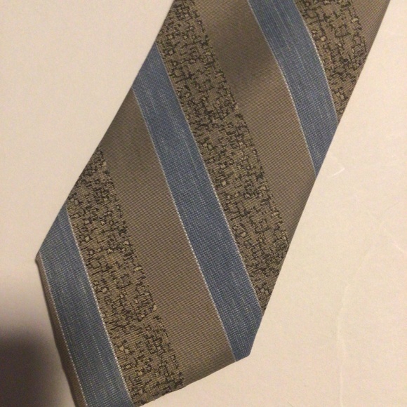 Vintage Christian Dior Tie - Picture 8 of 9